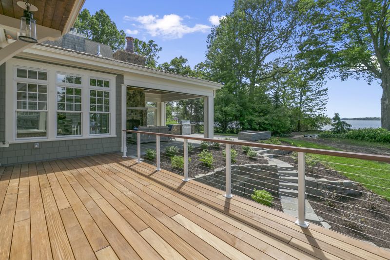 Elegant Deck Features