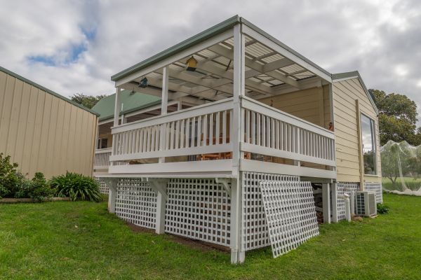 Cost of Deck Lattice Repair in Eagle